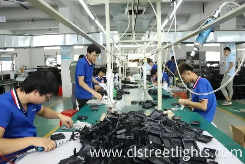 All in One Solar LED Flood Lamp IP66 Waterproof Outdoor Solar LED Flood Light with SMD High Brightness 40W 60W 100W 200W 300W 400W